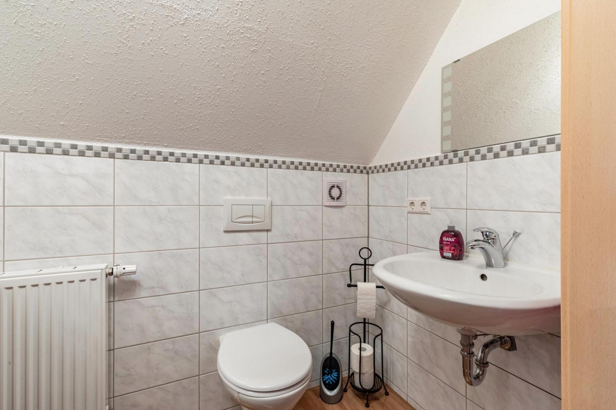 Frankenhofen Ferienhaus Em Biehl מראה חיצוני תמונה